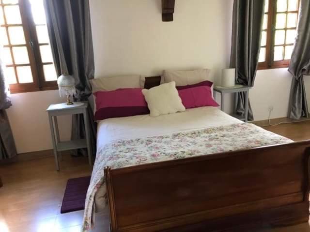 Manoir Melphil Panzió Saint-Étienne-la-Thillaye Kültér fotó