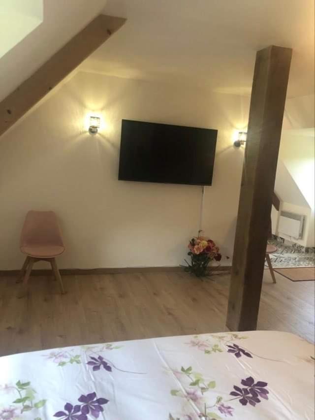 Manoir Melphil Panzió Saint-Étienne-la-Thillaye Kültér fotó